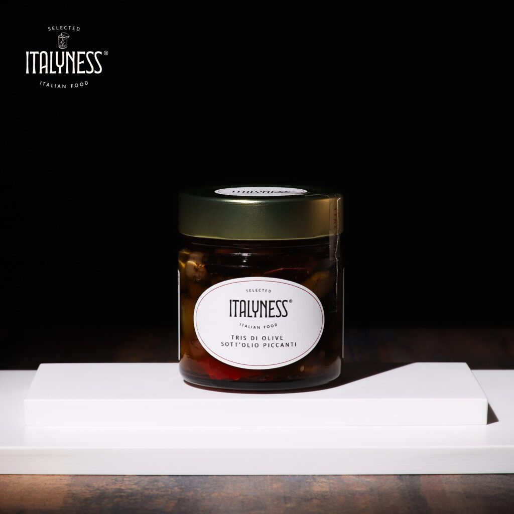 tris olive sottolio piccanti italiane