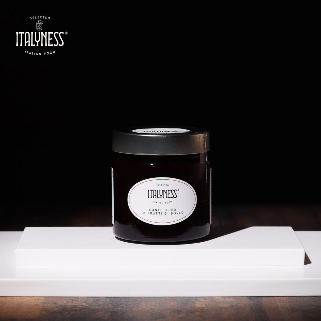 confettura frutti di bosco artigianale italiana