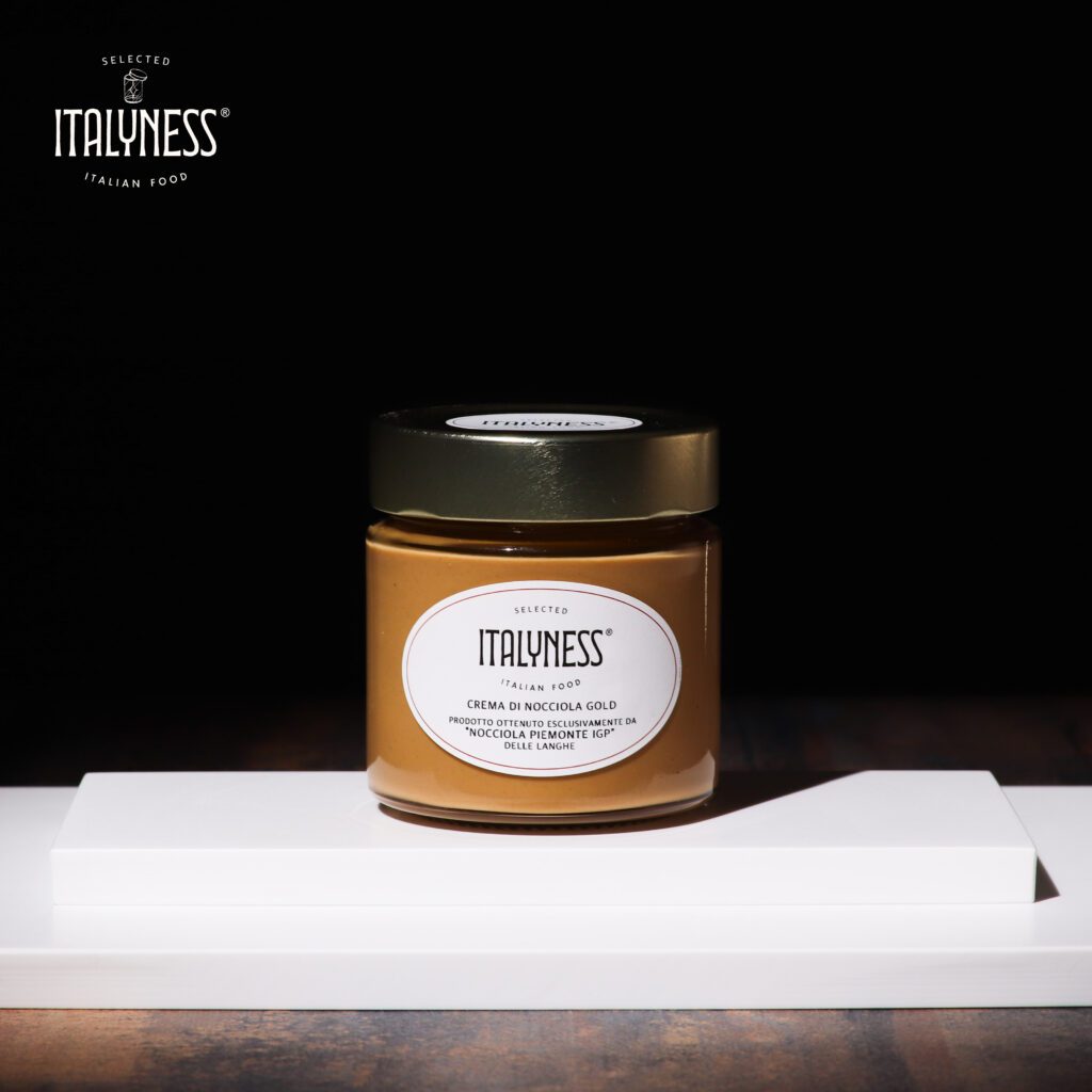 crema di nocciole IGP delle Langhe artigianale in vasetto