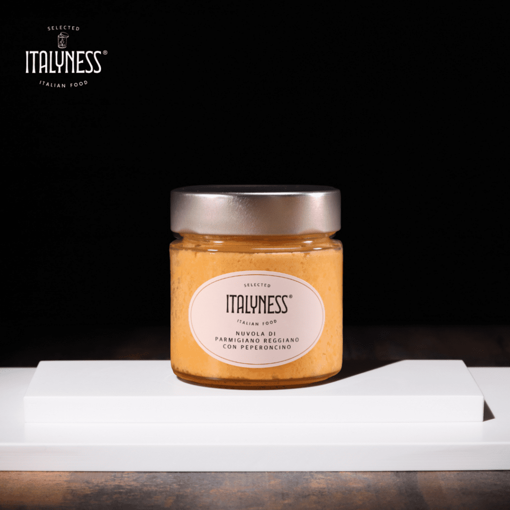 crema di parmigiano reggiano al peperoncino spalmabile gourmet